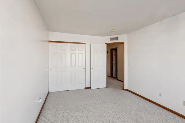 $270,000 | 1022 Providence Drive, Shakopee, MN 55379