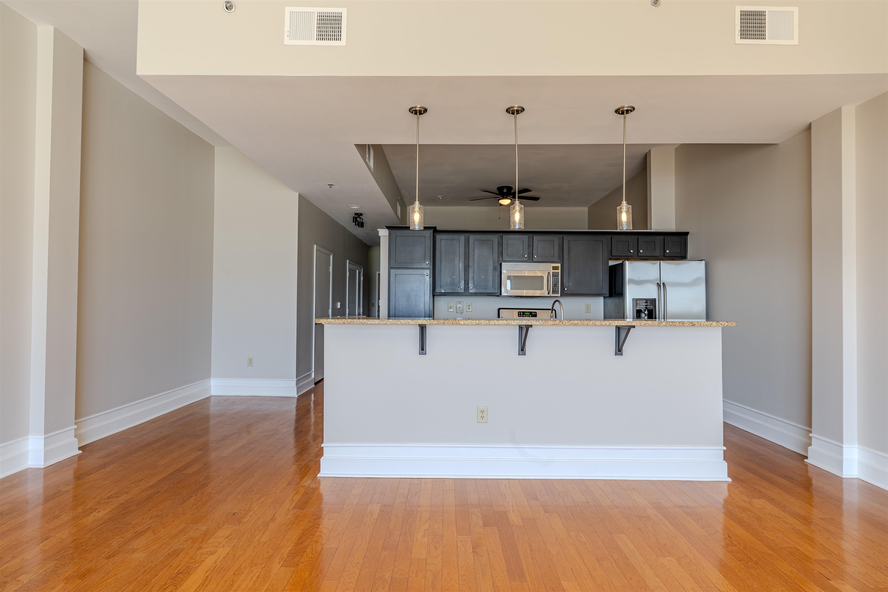 648 Riverside Drive, Unit 409 Memphis, TN 38103 - Photo 14 of 31 Gallery Image 14