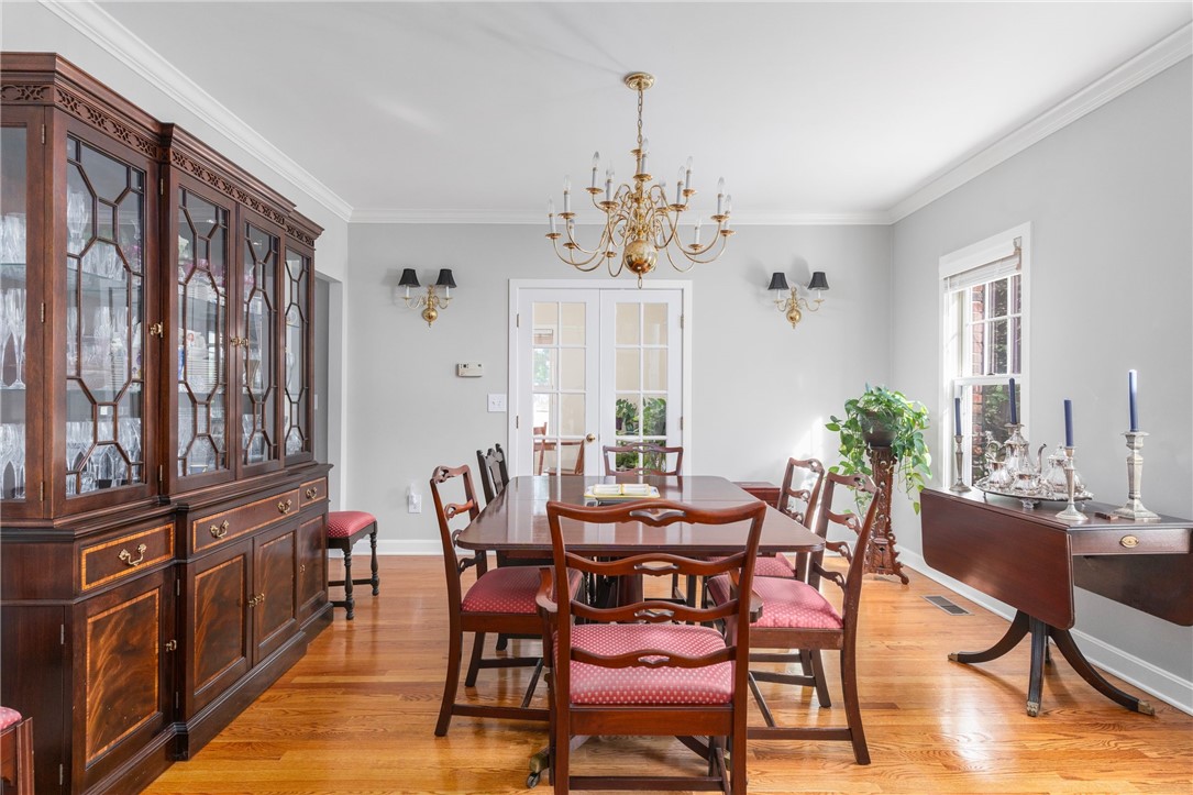 70 Wingate Road Providence, RI 02906 - Photo 17 of 50