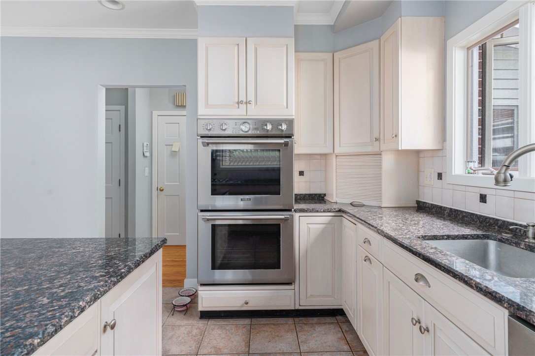 70 Wingate Road Providence, RI 02906 - Photo 24 of 50