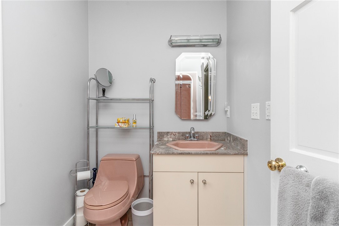 70 Wingate Road Providence, RI 02906 - Photo 35 of 50