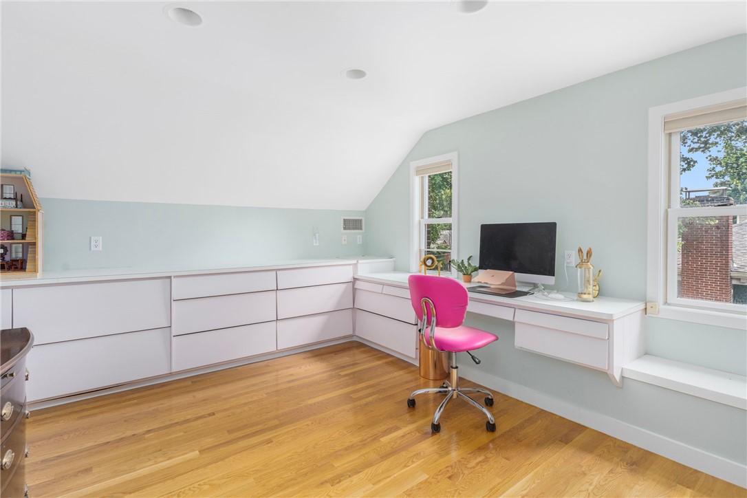 70 Wingate Road Providence, RI 02906 - Photo 38 of 50