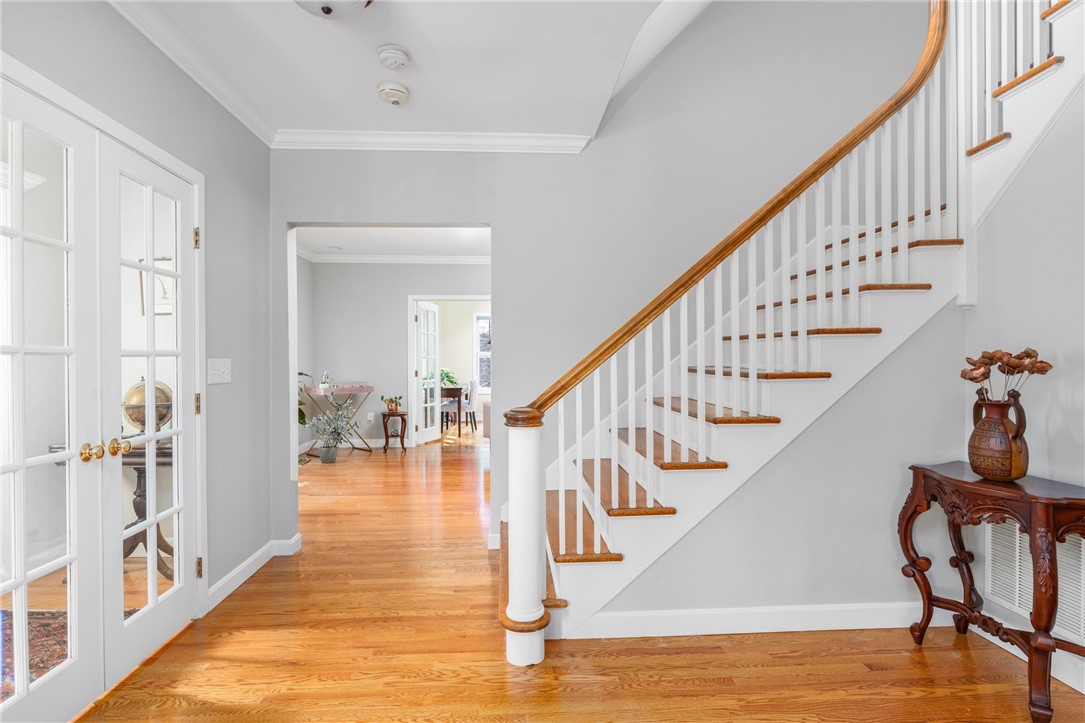 70 Wingate Road Providence, RI 02906 - Photo 4 of 50