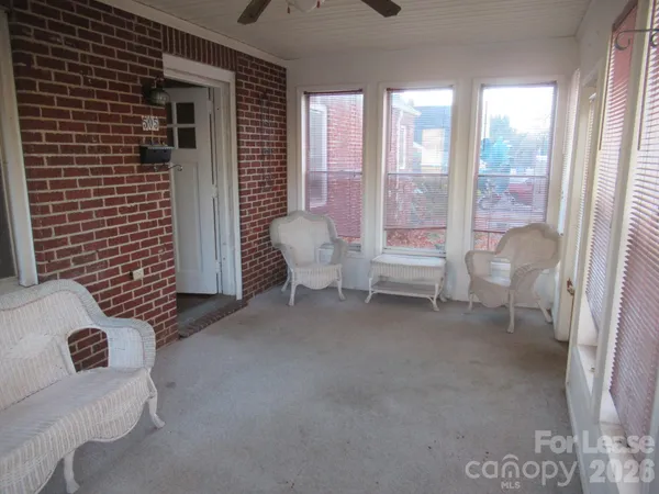 $1,600 | 505 South Cedar Street, Lincolnton, NC 28092