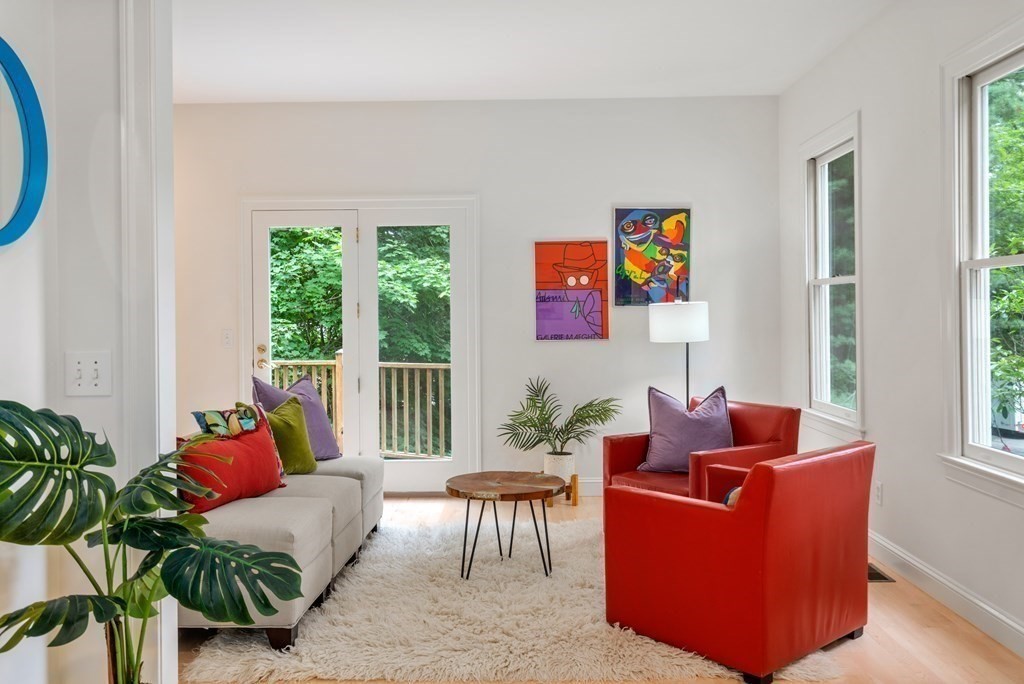 36 Duffield Road Newton, MA 02466 - Photo 2 of 24