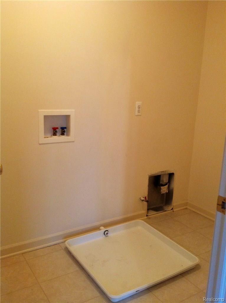 3729 Everett Drive Rochester, MI 48307 - Photo 26 of 34 image.jpg