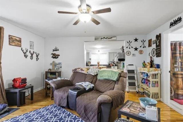 $179,900 | 13547 Old Marvin Road, Versailles, MO 65084