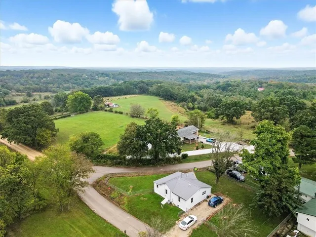 $179,900 | 13547 Old Marvin Road, Versailles, MO 65084