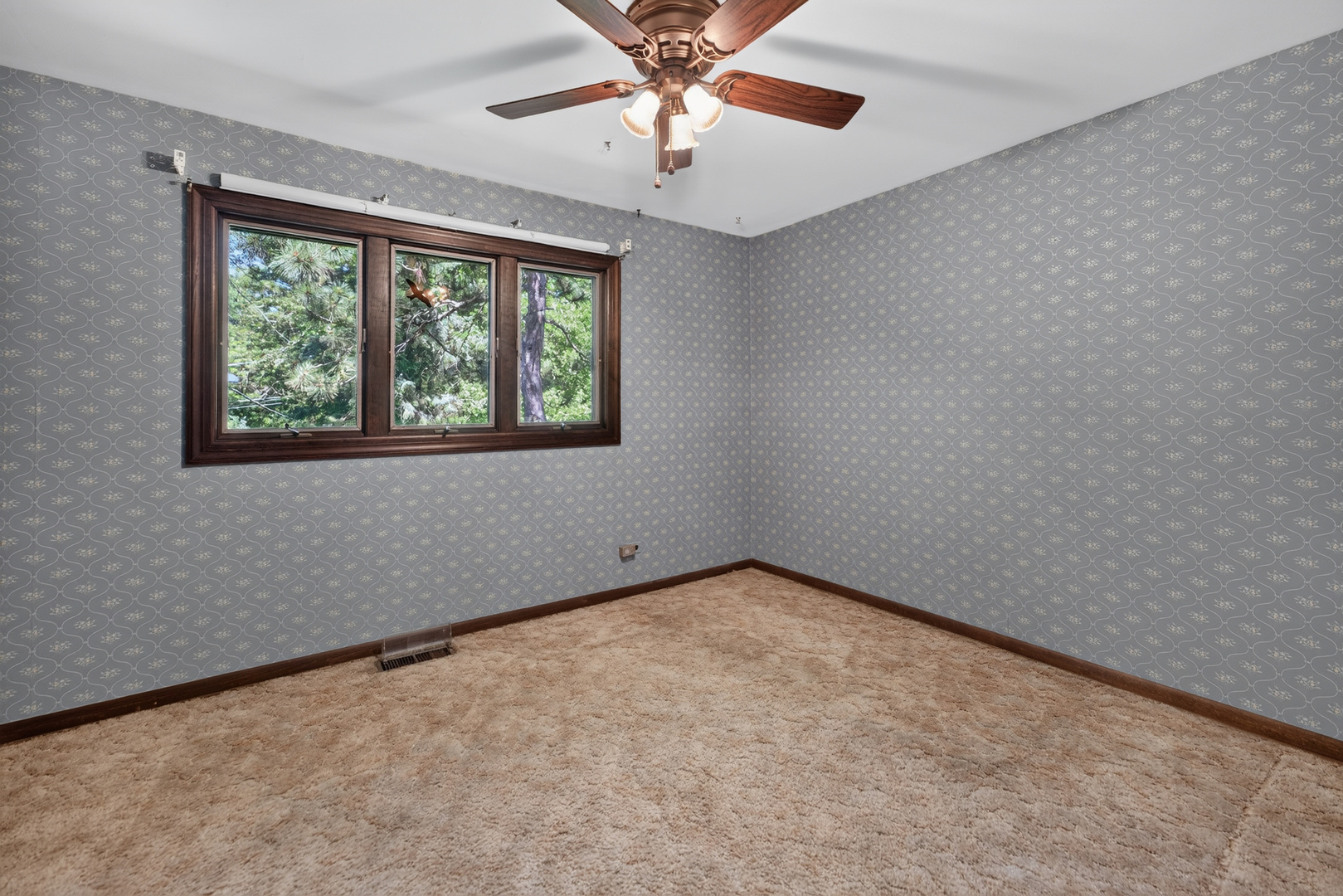 4N326 Wiant Road West Chicago, IL 60185 - Photo 17 of 47