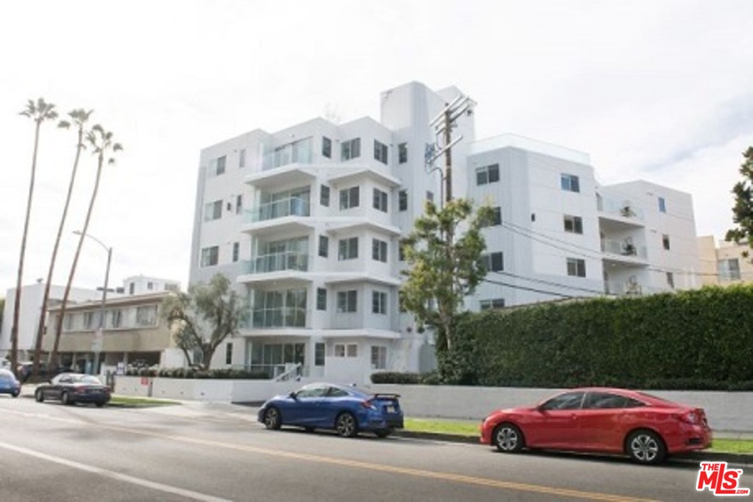 415 Le Doux Road, Unit 202 Los Angeles, CA 90048 - Photo 2 of 20