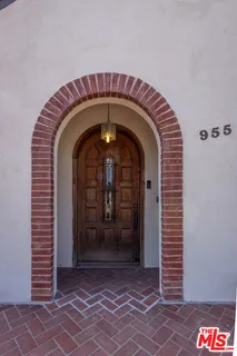 $1,999,000 | 955 South Highland Avenue, Los Angeles, CA 90036