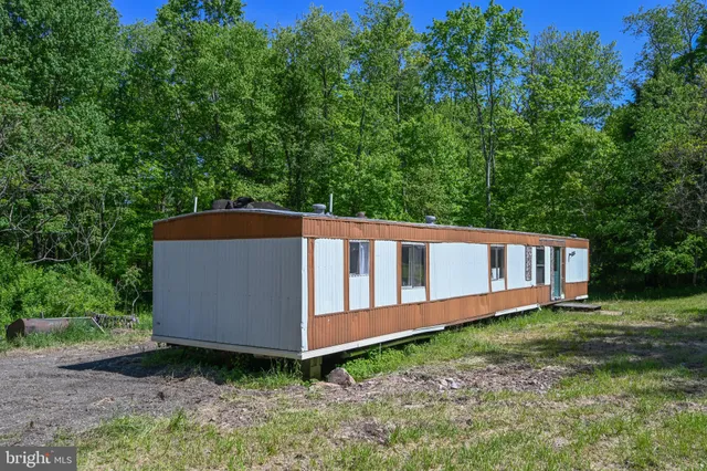 $57,900 | 1011 Teets Road, Friendsville, MD 21531