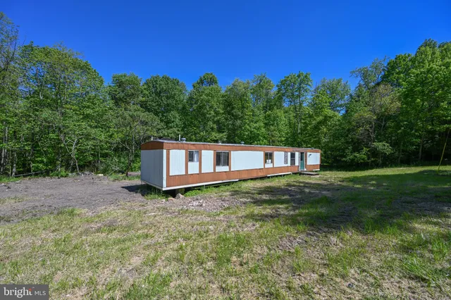 $57,900 | 1011 Teets Road, Friendsville, MD 21531