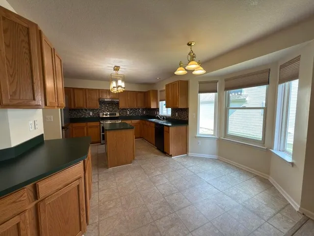 $3,800 | 1929 Harley Drive, Ann Arbor, MI 48103