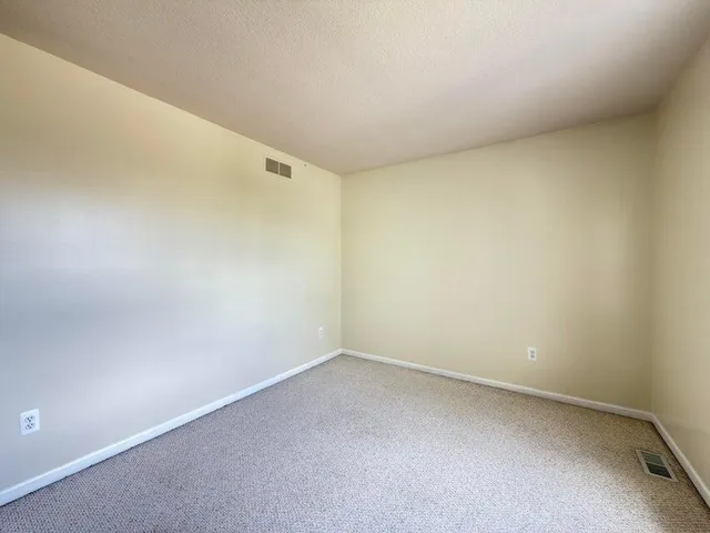 $3,800 | 1929 Harley Drive, Ann Arbor, MI 48103