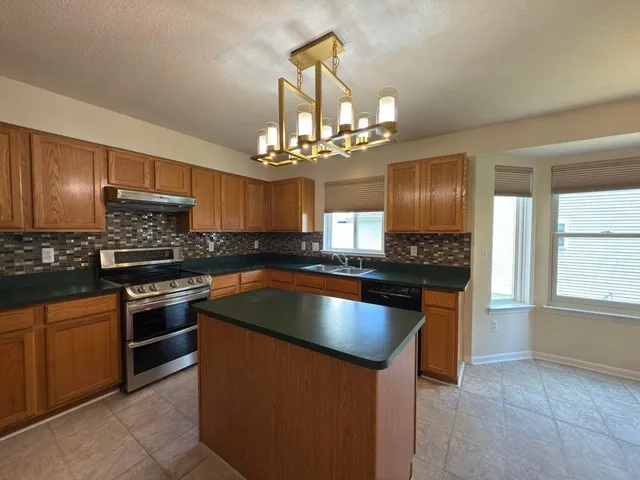 $3,800 | 1929 Harley Drive, Ann Arbor, MI 48103