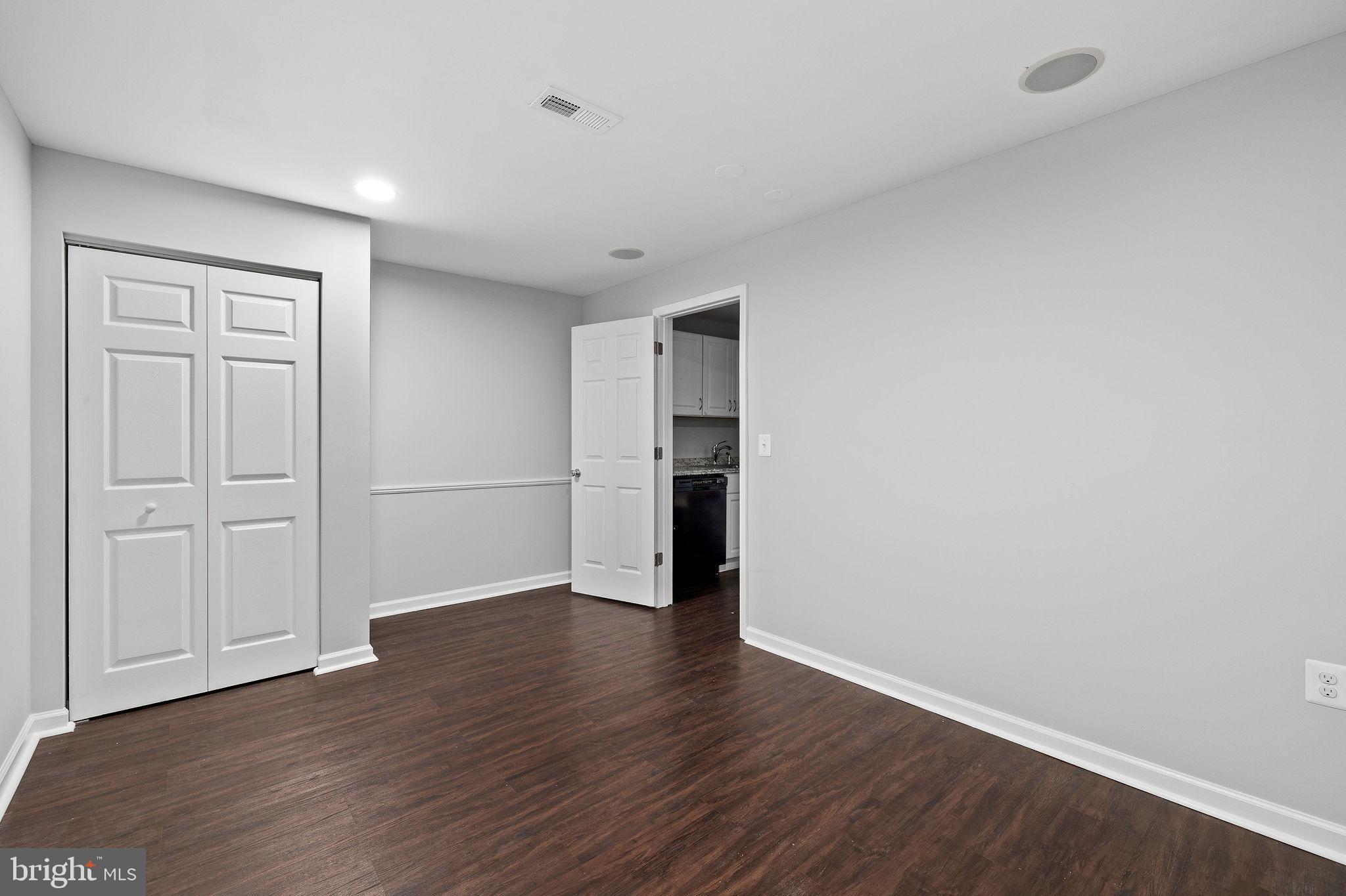 6155 Cobbs Road Alexandria, VA 22310 - Photo 50 of 75 Gallery Image 50
