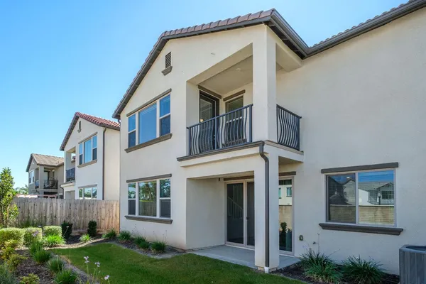 $775,000 | 1530 East Via Lupino Drive, Fresno, CA 93730