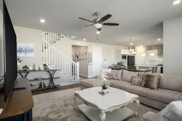 $775,000 | 1530 East Via Lupino Drive, Fresno, CA 93730