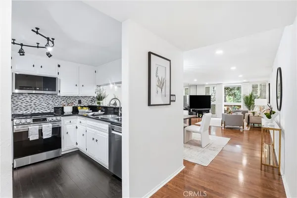 $559,888 | 12113-12113 Beverly Boulevard, Unit K, Whittier, CA 90601