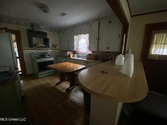 $59,000 | 1106 Magnolia Avenue, Natchez, MS 39120