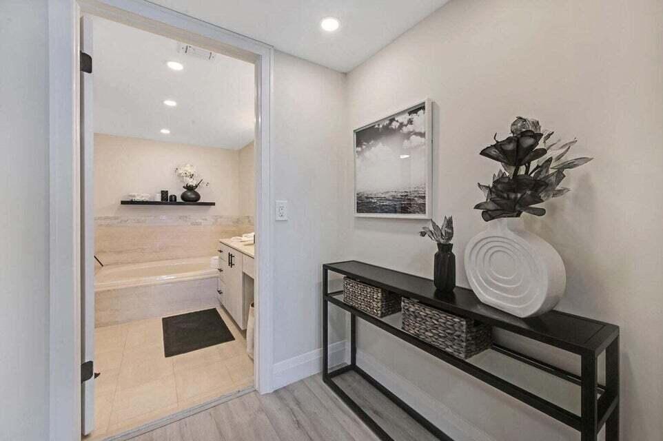 4201 North Ocean Boulevard, Unit 1605 Boca Raton, FL 33431 - Photo 17 of 35 Master