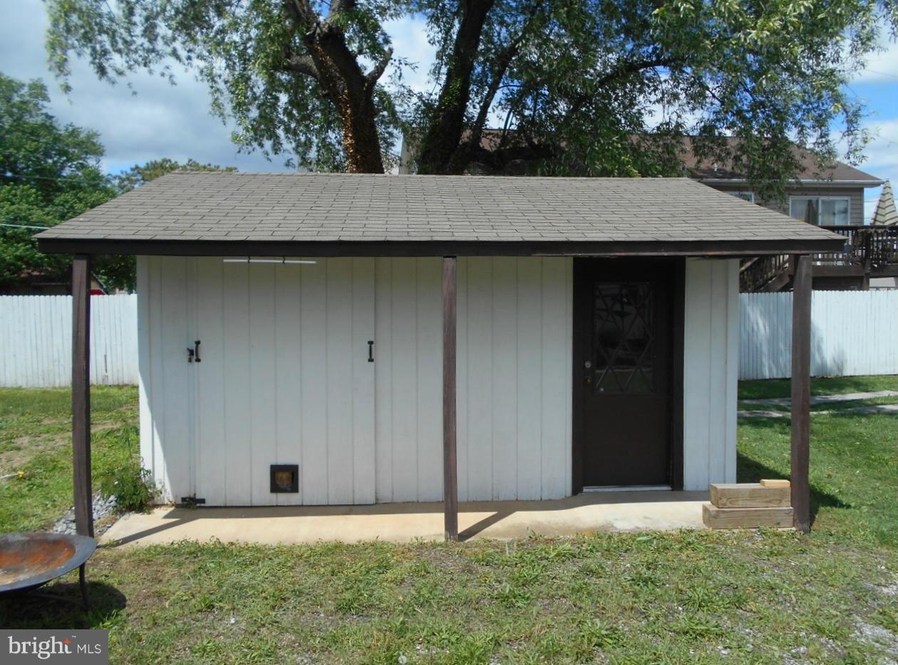 108 North Marshall Street Ranson, WV 25438 - Photo 4 of 19 Exterior (General)