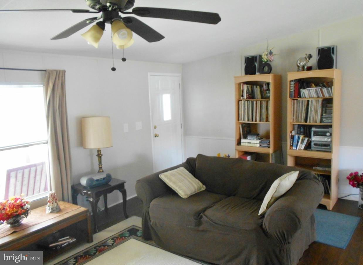 108 North Marshall Street Ranson, WV 25438 - Photo 7 of 19 Living Room