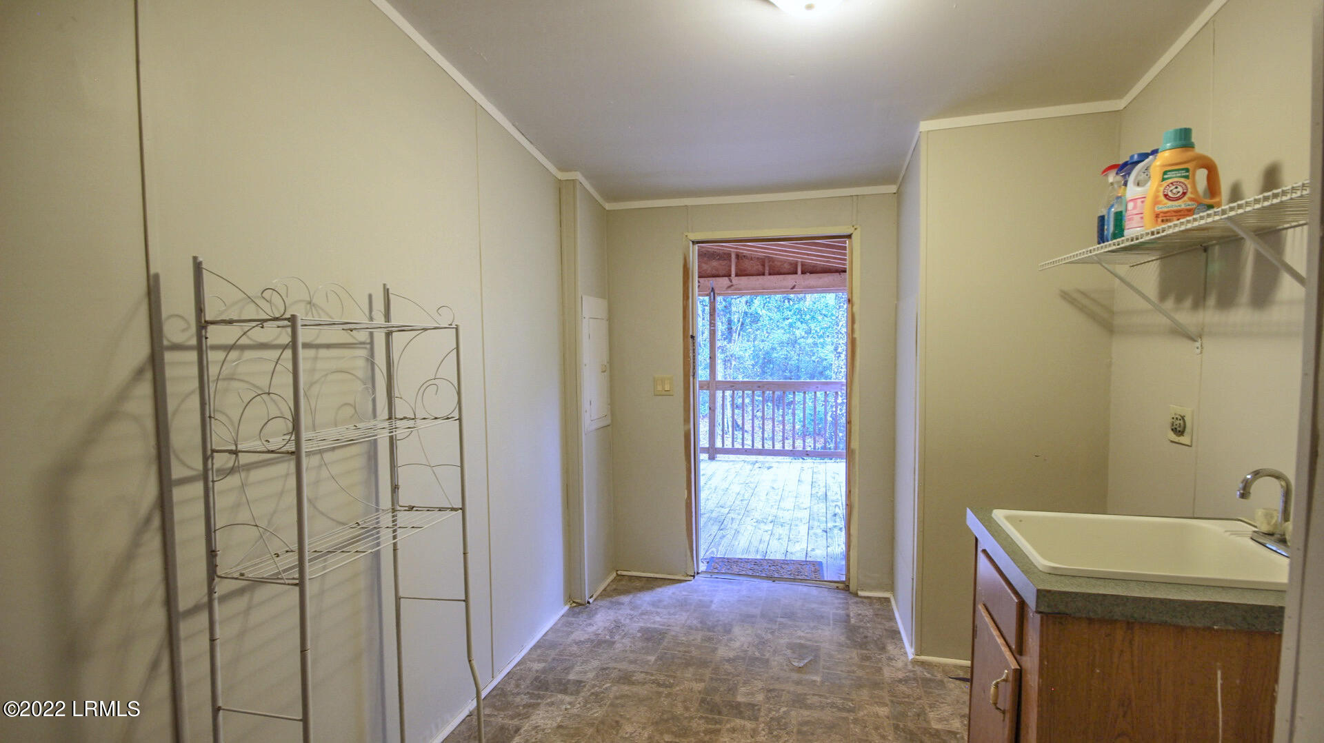 5010 Roseida Road Beaufort, SC 29906 - Photo 12 of 18 Photo Dec 11 2022, 5 11 39 AM