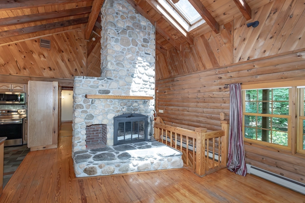 457 Montgomery Road Westfield, MA 01085 - Photo 16 of 38