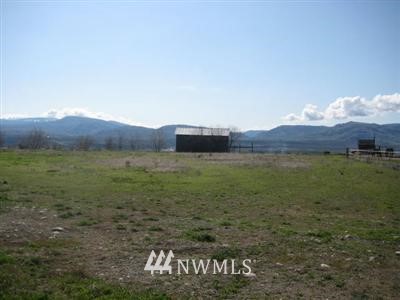 50 Duck Lake Road Omak, WA 98841 - Photo 2 of 6