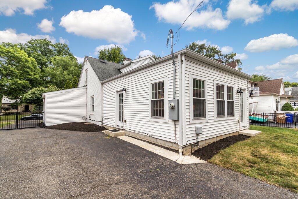 1903 Suffolk Road Columbus, OH 43221 - Photo 26 of 30 1903 Suffolk Road-29.jpg-SMALL