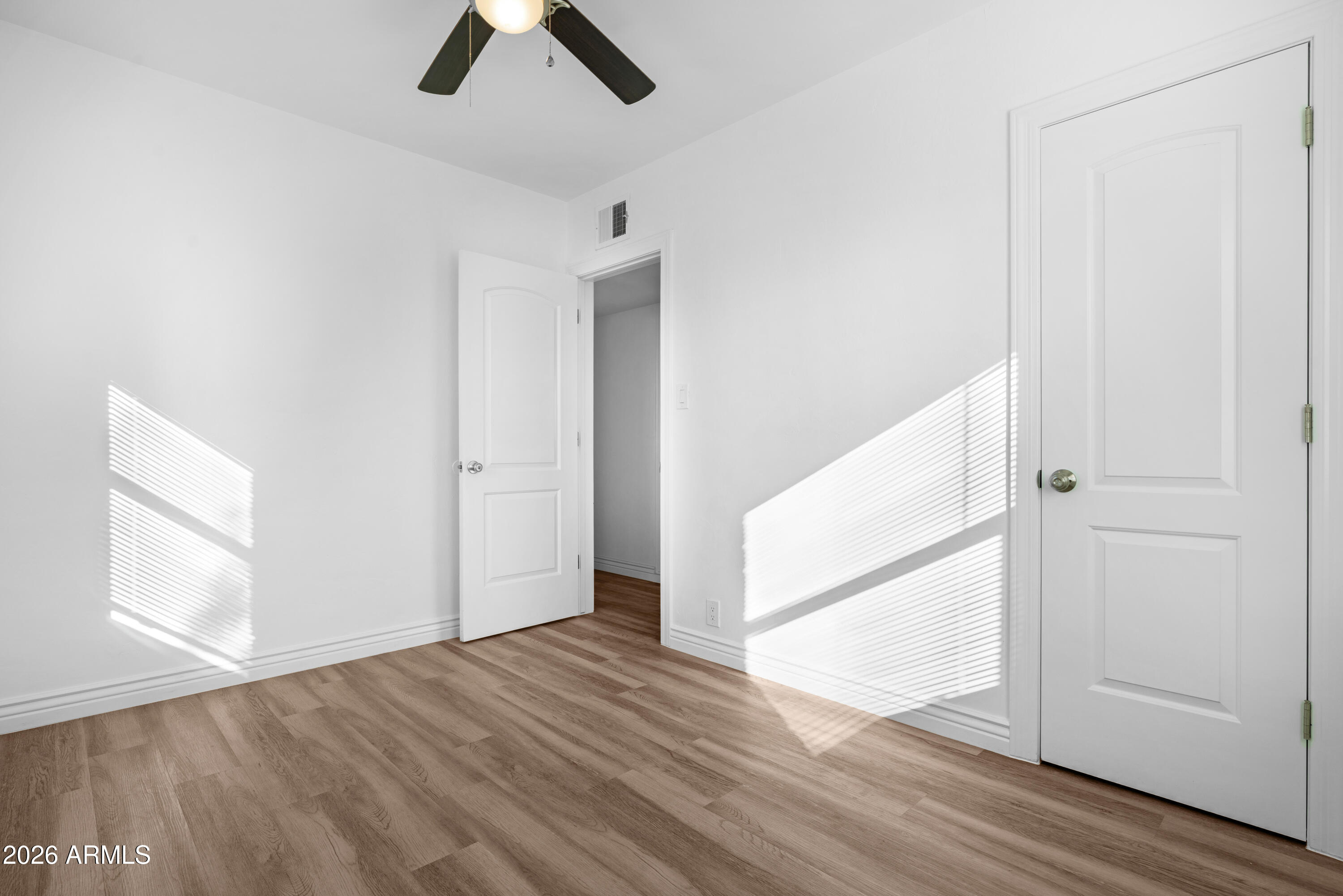 2617 West Osborn Road Phoenix, AZ 85017 - Photo 17 of 20 2nd Guest Bed 2