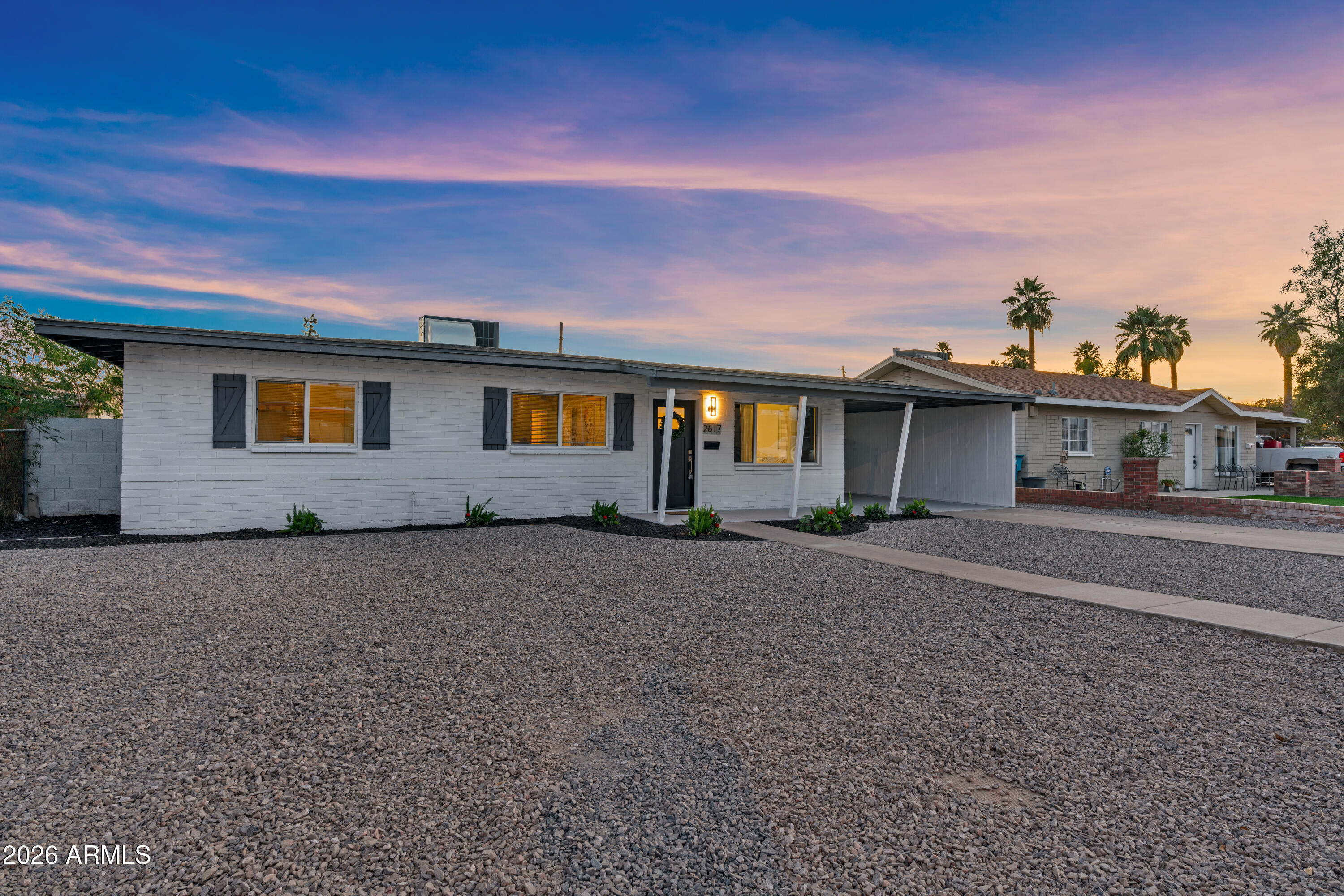 2617 West Osborn Road Phoenix, AZ 85017 - Photo 3 of 20 Twilight 3