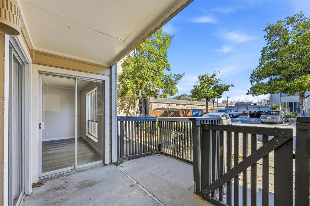4851 Cedar Springs Road, Unit 189 Dallas, TX 75219 - Photo 24 of 29 a view of a balcony