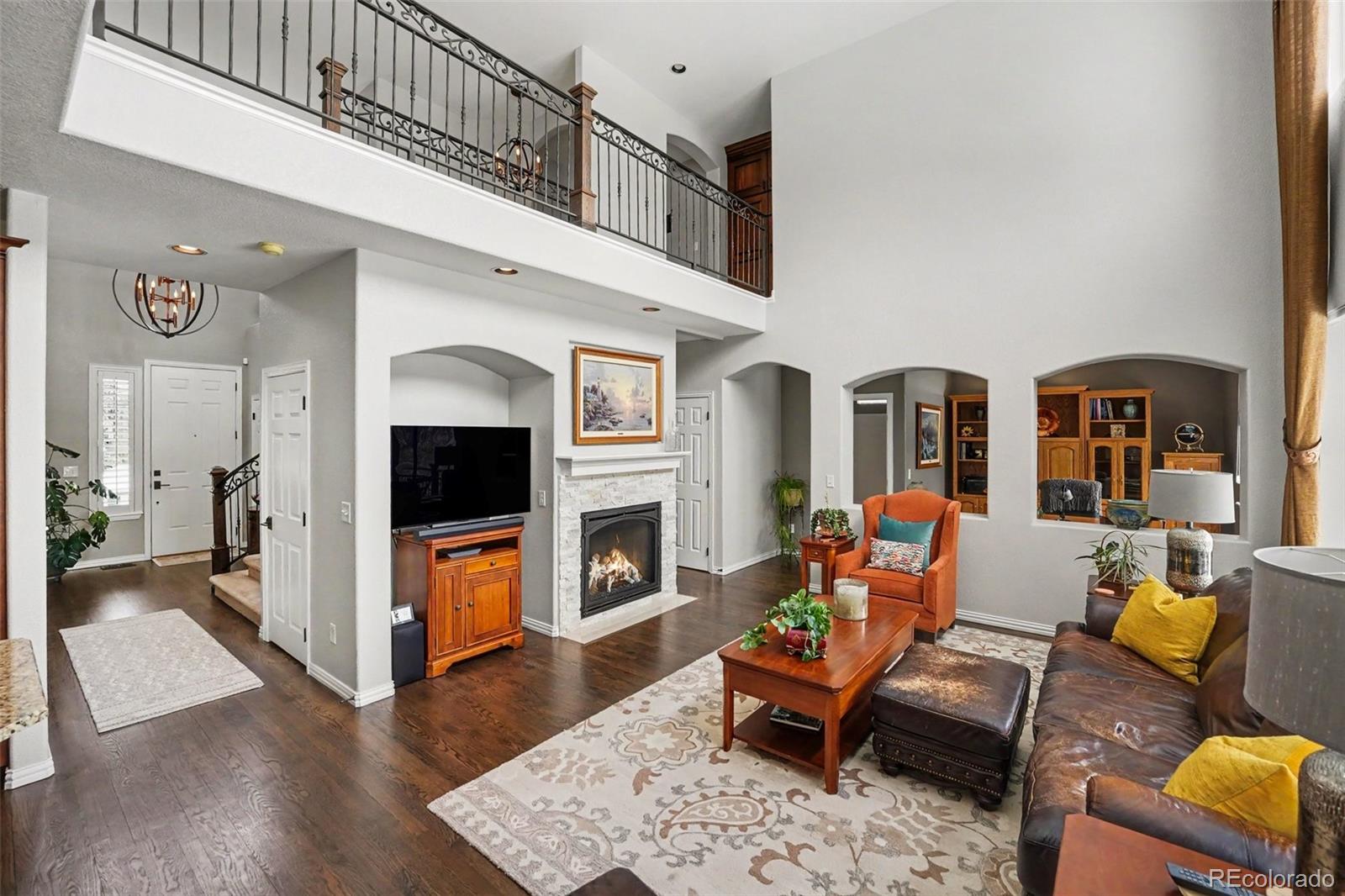 3307 Sturbridge Drive Highlands Ranch, CO 80129 - Photo 5 of 49