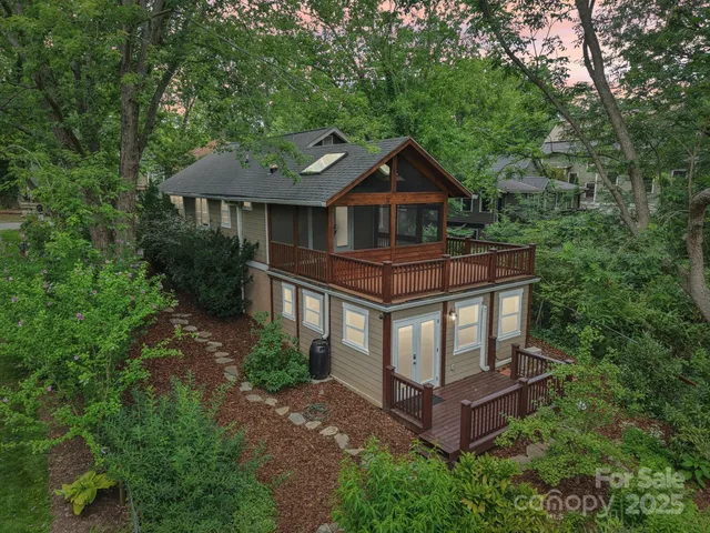 a house view with a garden