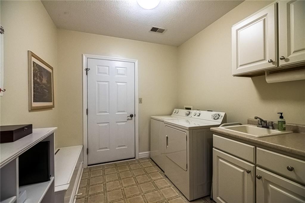 119 Prospect Drive Pittsburgh, PA 15229 - Photo 19 of 25