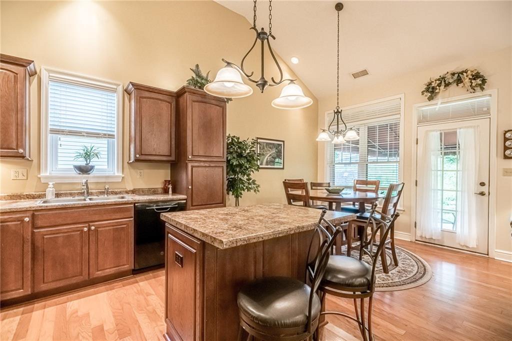 119 Prospect Drive Pittsburgh, PA 15229 - Photo 5 of 25