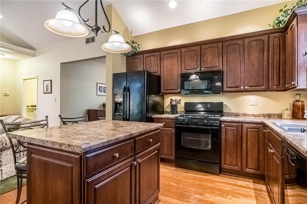 119 Prospect Drive Pittsburgh, PA 15229 - Photo 6 of 25