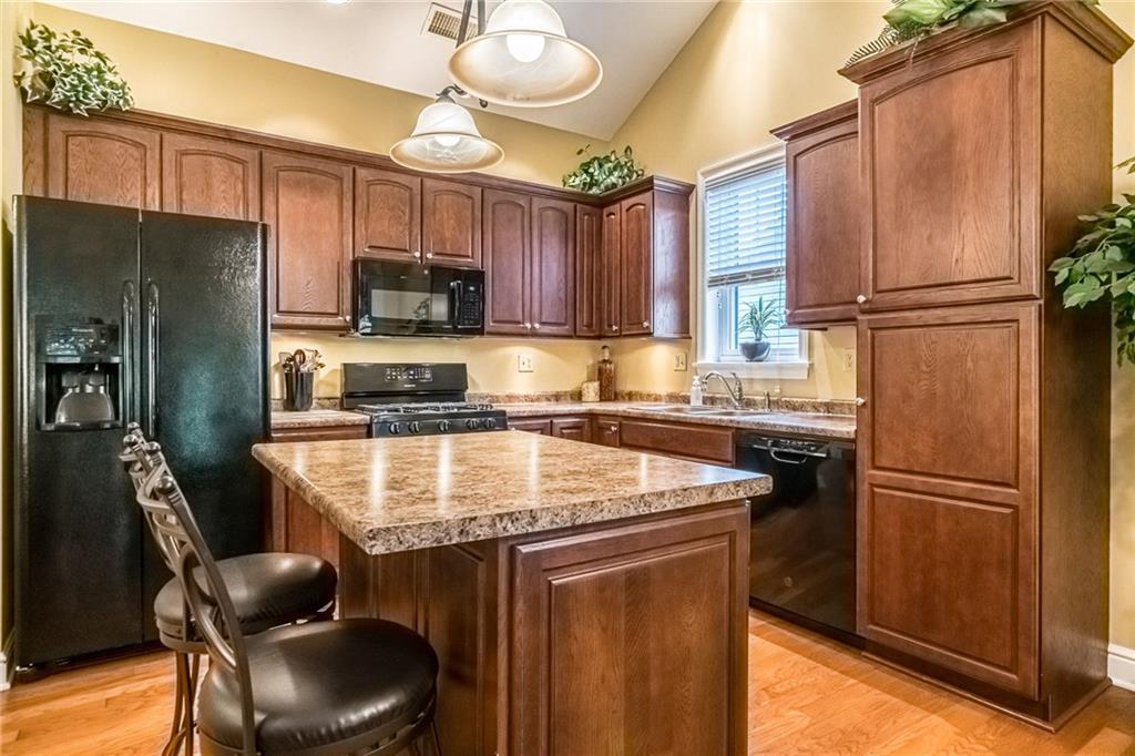 119 Prospect Drive Pittsburgh, PA 15229 - Photo 7 of 25