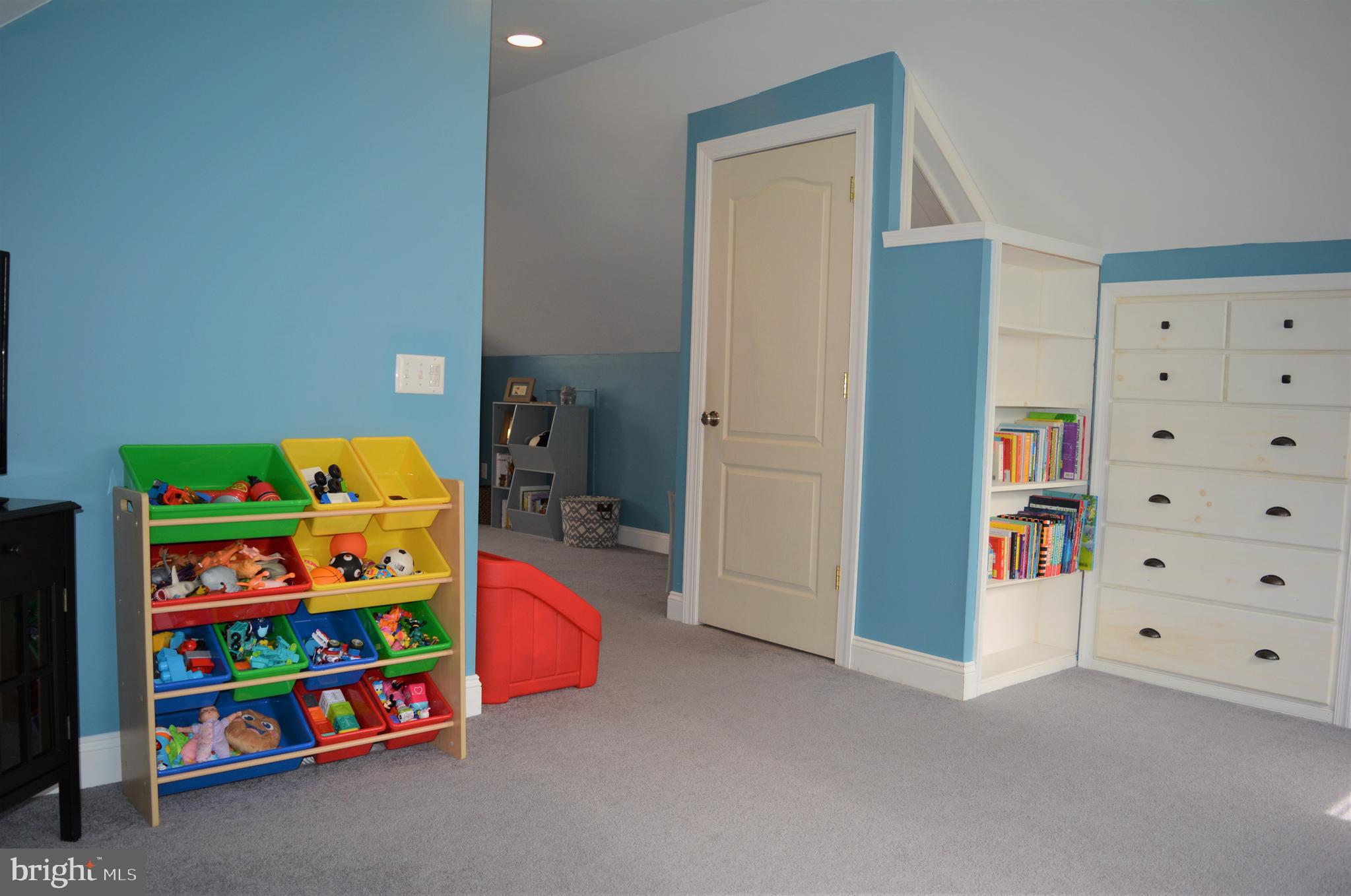 2314 Triebel Road Abington, PA 19001 - Photo 35 of 60