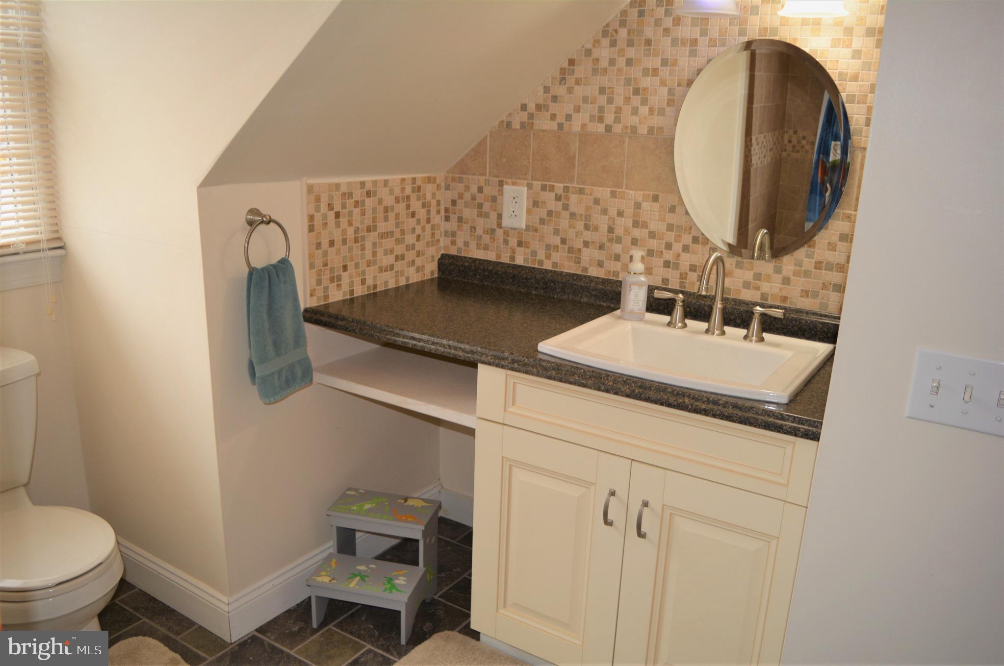 2314 Triebel Road Abington, PA 19001 - Photo 47 of 60