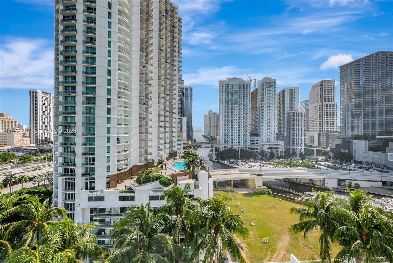 90 Southwest 3rd Street, Unit 1602 Miami, FL 33130 - Photo 33 of 81