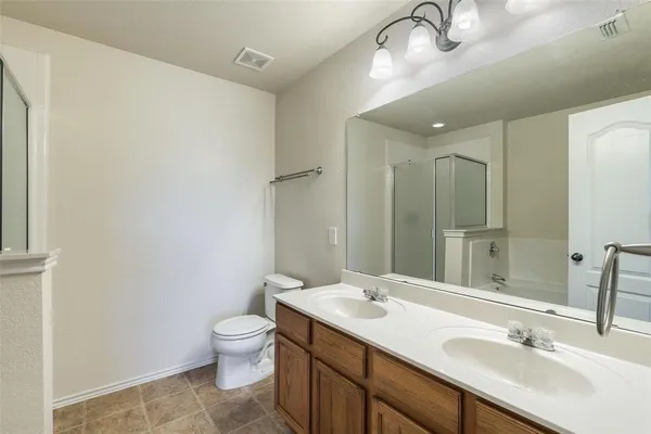 $2,250 | 3917 Mantis Street, Fort Worth, TX 76106