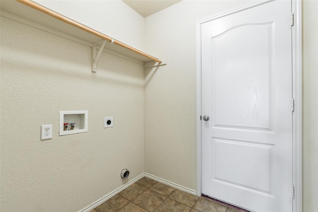 3917 Mantis Street Fort Worth, TX 76106 - Photo 19 of 22