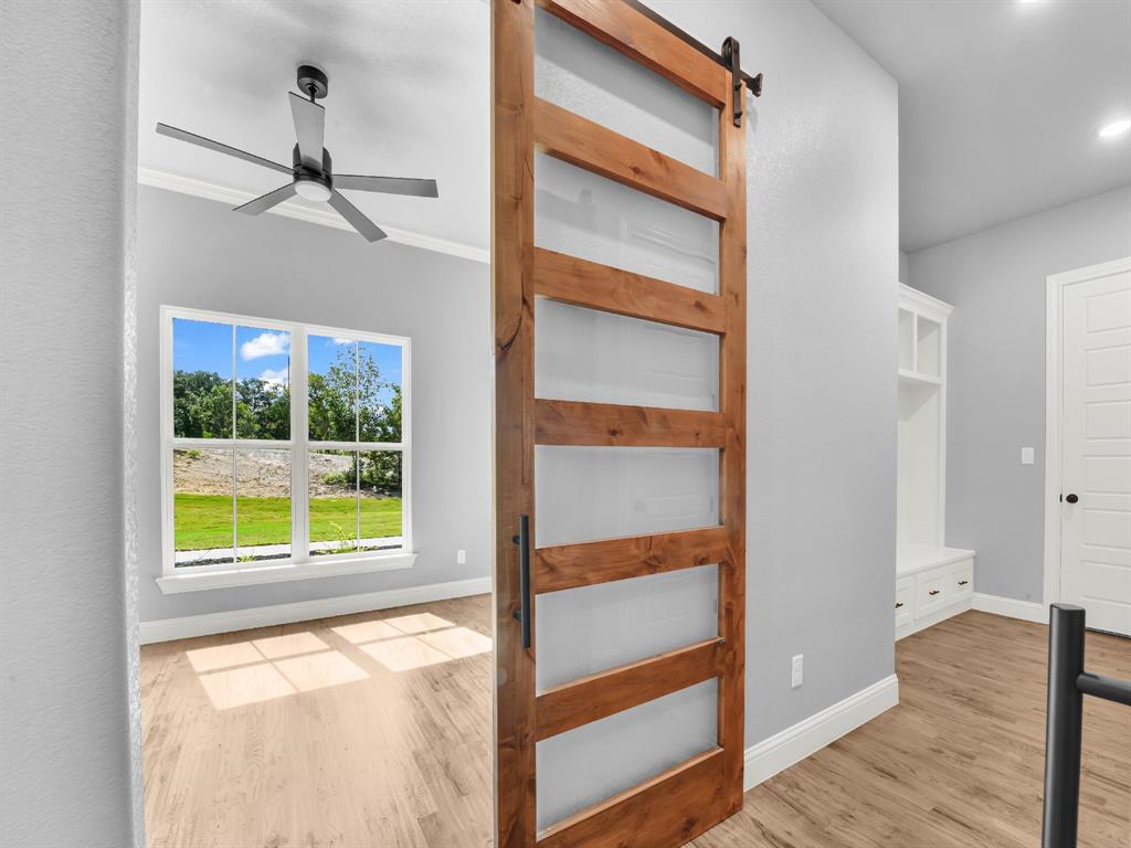 544 Aermotor Loop Weatherford, TX 76085 - Photo 17 of 40