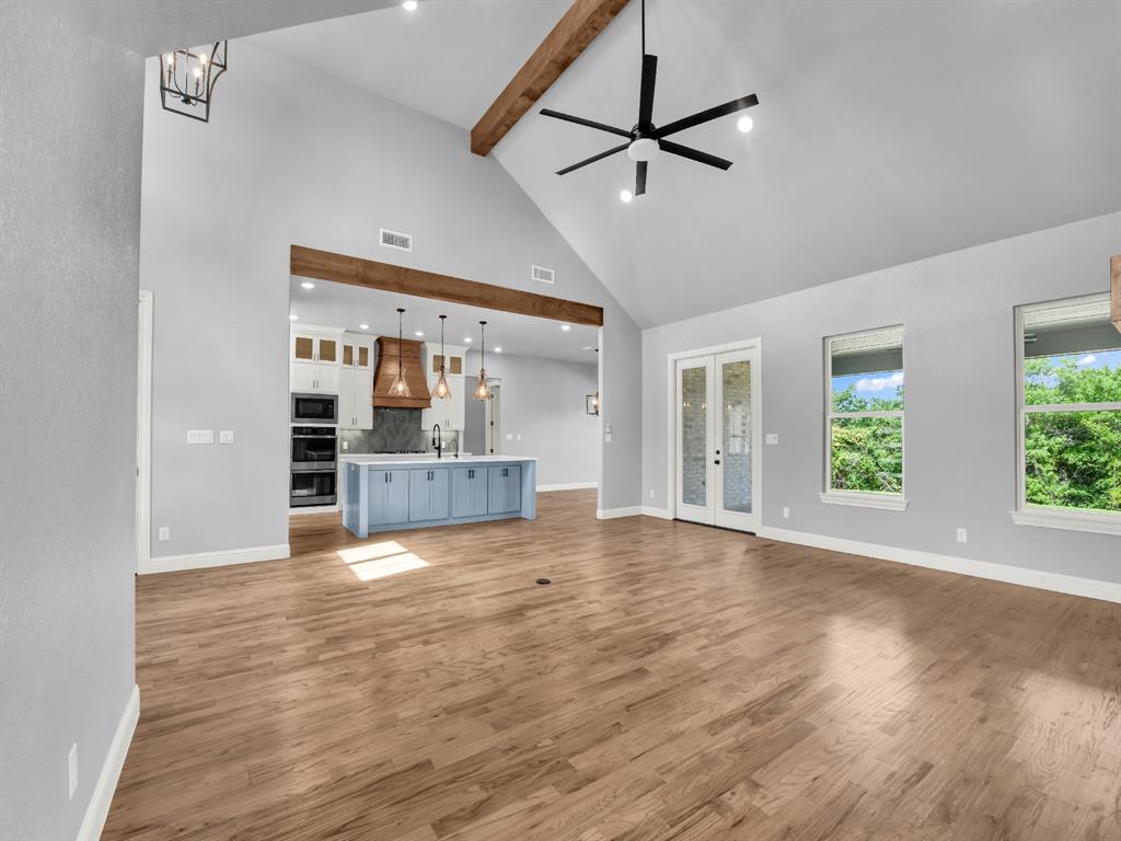 544 Aermotor Loop Weatherford, TX 76085 - Photo 7 of 40