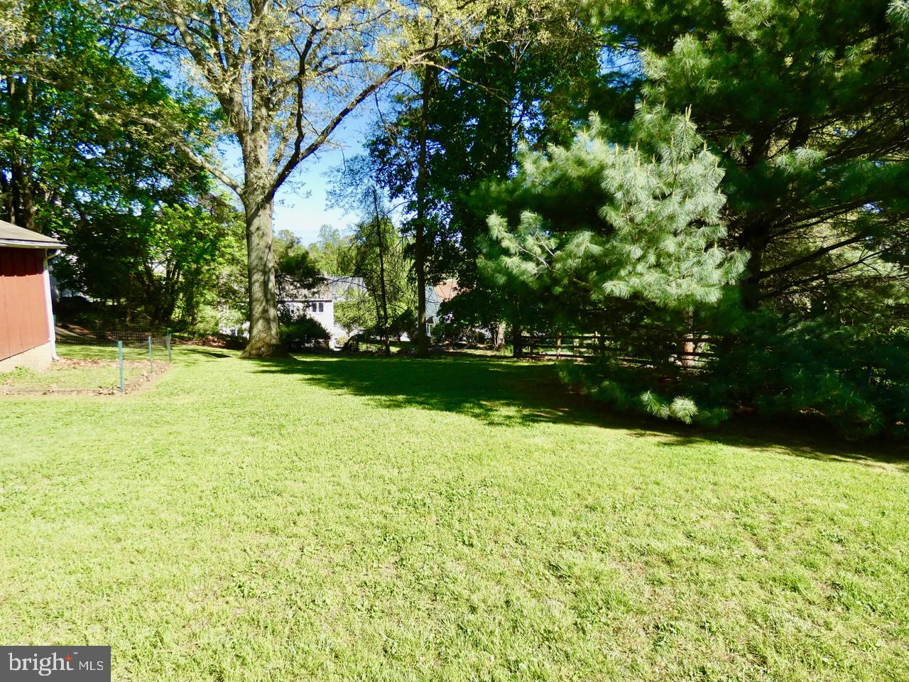406 Paper Mill Road Newark, DE 19711 - Photo 61 of 65 Backyard