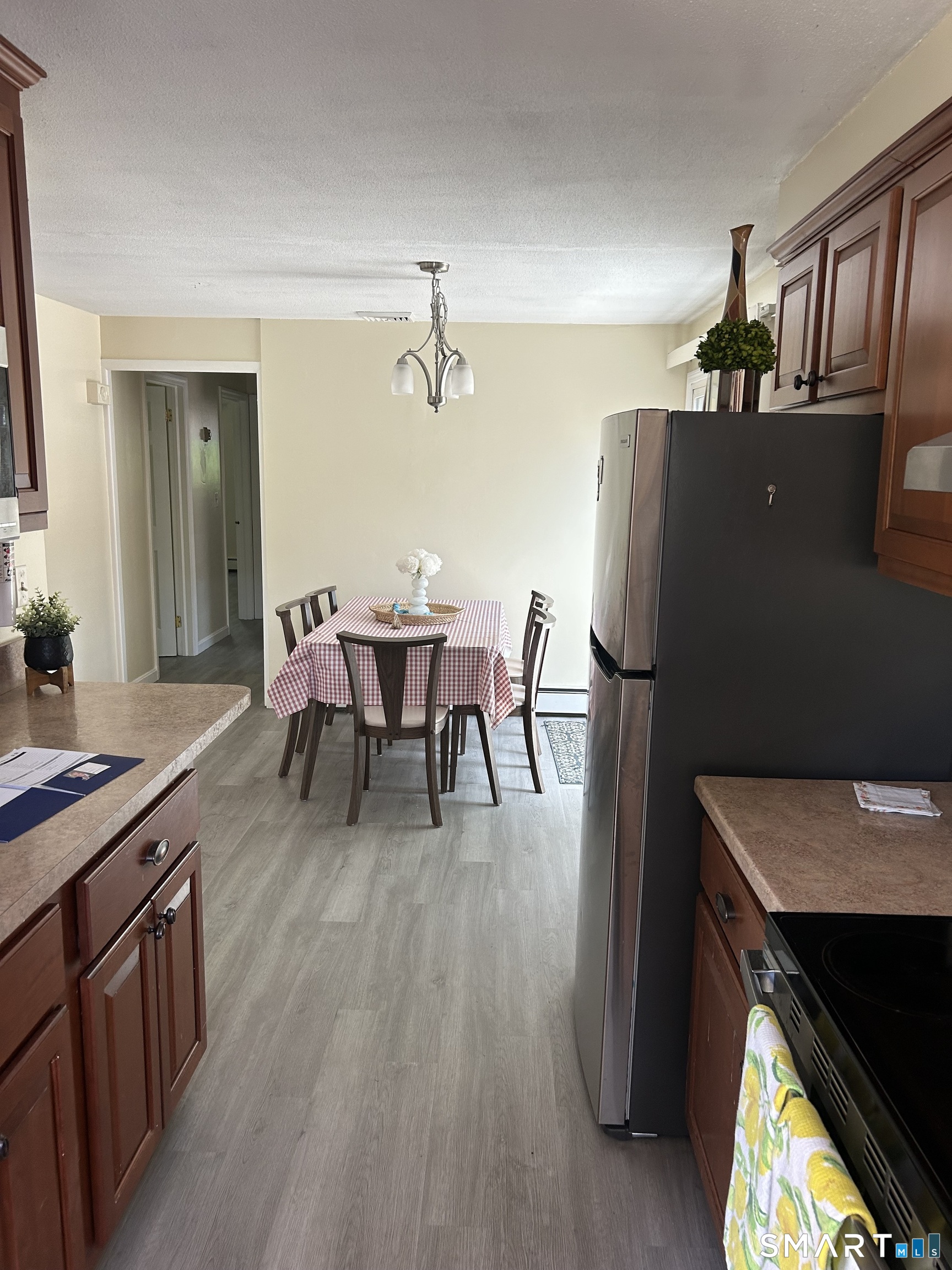 54 Berkshire Road West Hartford, CT 06107 - Photo 9 of 26 Combination kitchen and dining area
